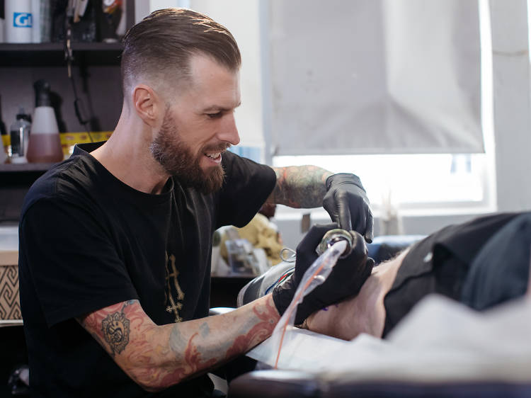 What to Ask Before Booking With the Best Tattoo Artist in Sydney